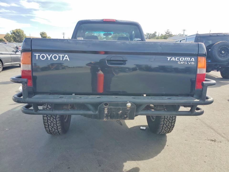 2000 Toyota Tacoma მანქანა იყიდება აუქციონზე, vin: 4TAWN72N2YZ679687, აუქციონის ნომერი: 69971796