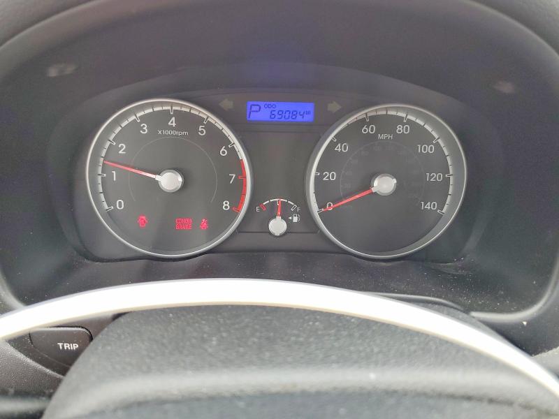 69586056 :رقم المزاد ، KMHCM3AC4AU151716 vin ، 2010 Hyundai Accent مزاد بيع
