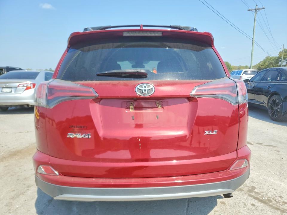 Продажа на аукционе авто 2018 Toyota Rav4, vin: 2T3WFREV1JW494688, номер лота: 69178556