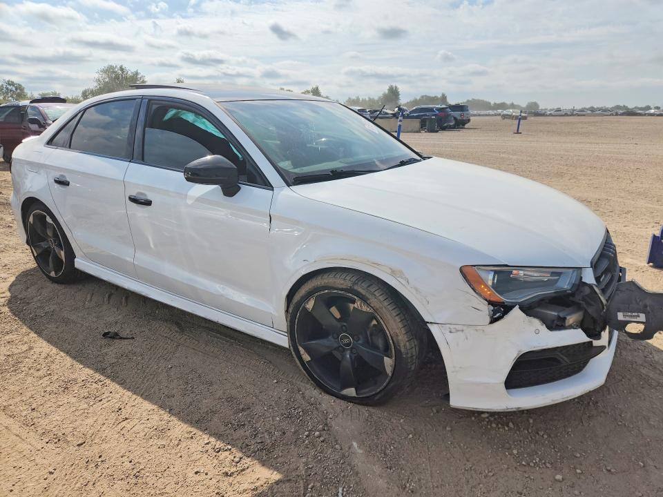 Продаж на аукціоні авто 2016 Audi A3, vin: WAUB8GFF3G1039365, номер лоту: 67924656