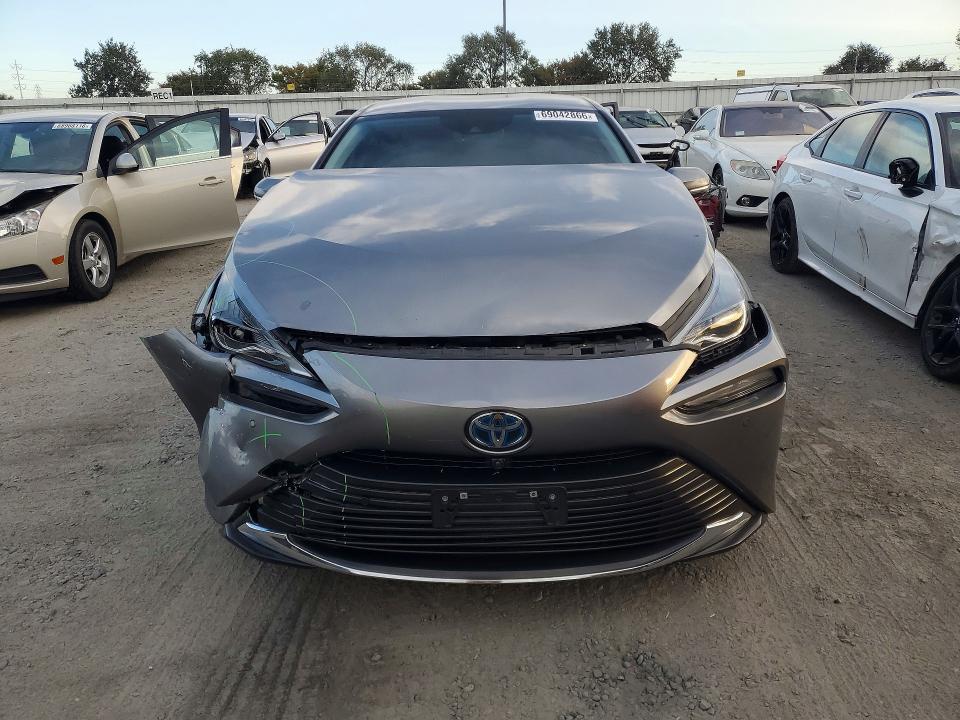 69042866 :رقم المزاد ، JTDAAAAA1MA001799 vin ، 2021 Toyota Mirai مزاد بيع
