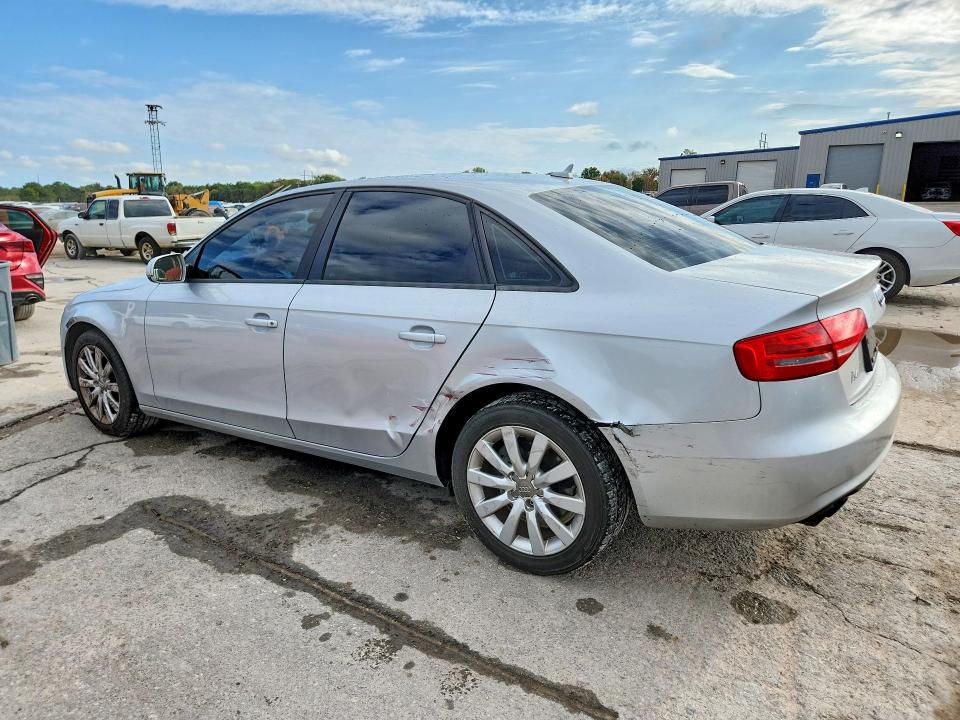 Продажа на аукционе авто 2014 Audi A4, vin: WAUAFAFL2EN043370, номер лота: 69730176