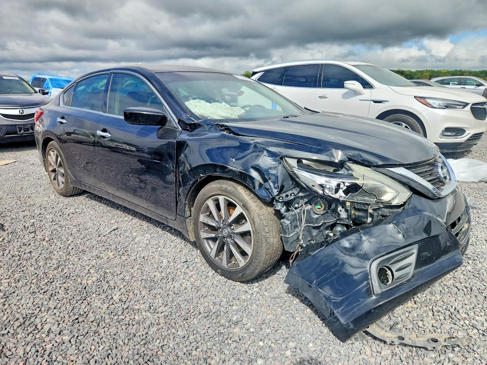 Продажа на аукционе авто 2016 Nissan Altima, vin: 1N4AL3AP6GN373118, номер лота: 70163906