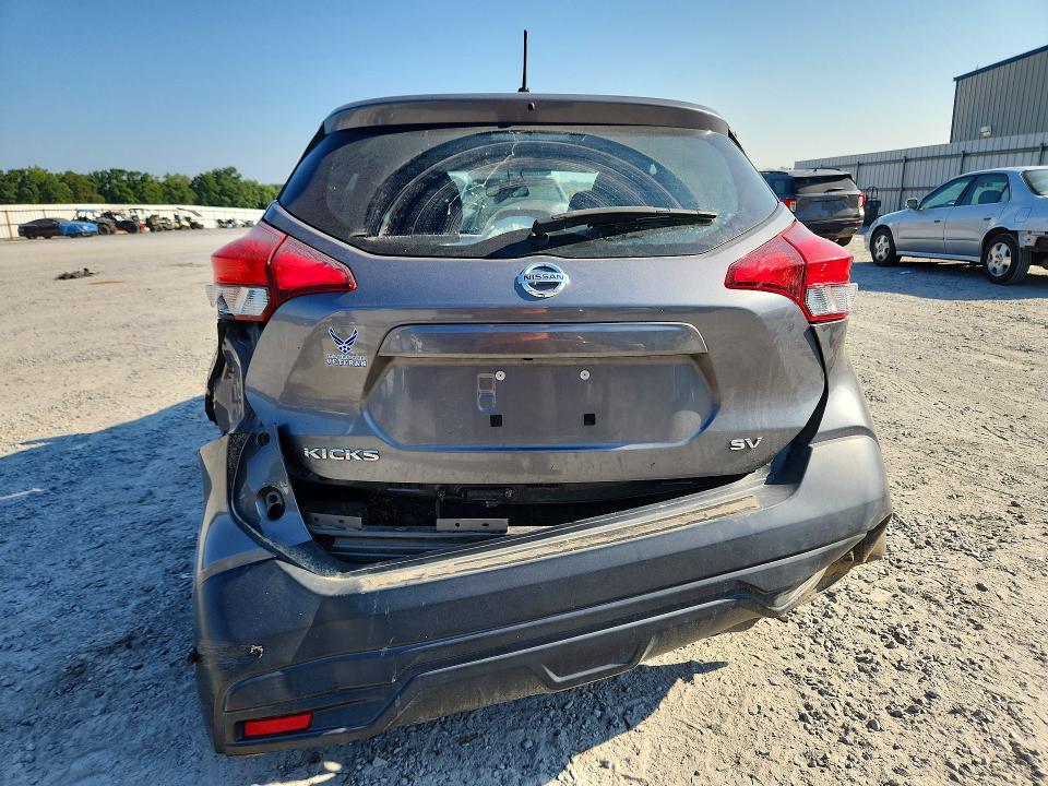 67512926 :رقم المزاد ، 3N1CP5CU7JL507618 vin ، 2018 Nissan Kicks مزاد بيع