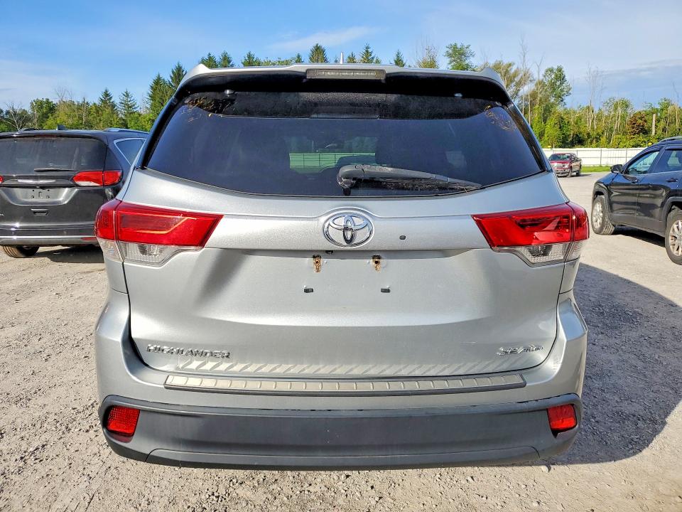 67756086 :رقم المزاد ، 5TDJZRFHXHS470783 vin ، 2017 Toyota Highlander مزاد بيع