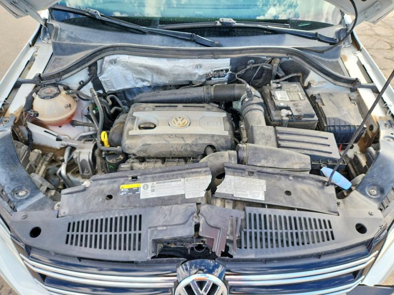 2018 Volkswagen Tiguan Limited მანქანა იყიდება აუქციონზე, vin: WVGBV7AX5JK002195, აუქციონის ნომერი: 68089406