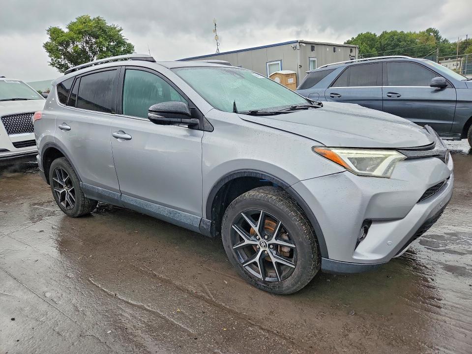 Продажа на аукционе авто 2017 Toyota Rav4, vin: 2T3JFREV3HW561750, номер лота: 69414476