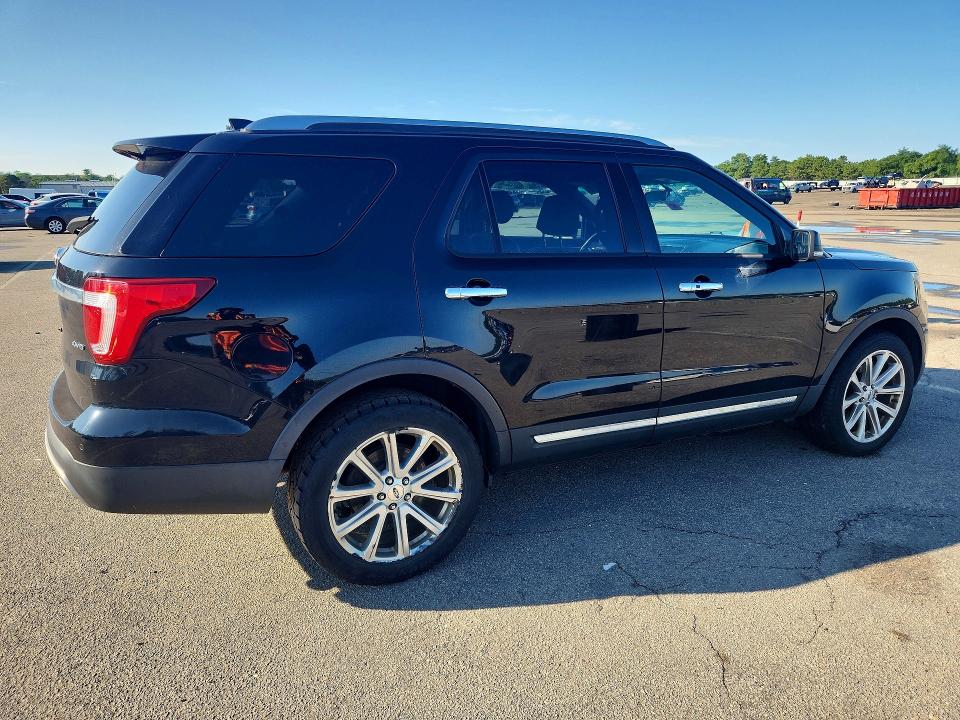 67966576 :رقم المزاد ، 1FM5K8F83GGC89142 vin ، 2016 Ford Explorer مزاد بيع