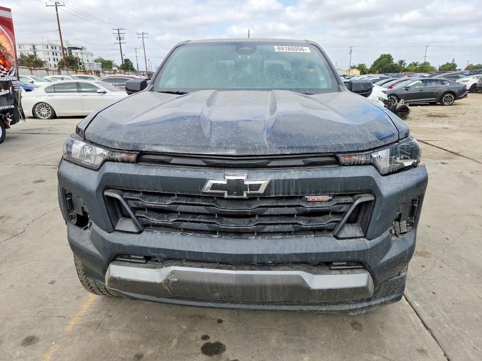 69186056 :رقم المزاد ، 1GCPTEEK6P1133170         vin ، 2023 Chevrolet Colorado مزاد بيع