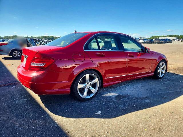 70303926 :رقم المزاد ، WDDGF4HB8EA965416 vin ، 2014 Mercedes-benz C مزاد بيع