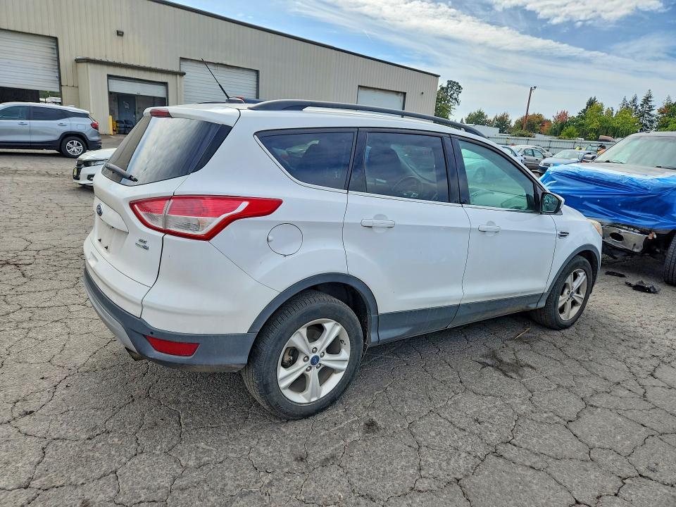70025266 :رقم المزاد ، 1FMCU9GX0EUB02628 vin ، 2014 Ford Escape مزاد بيع
