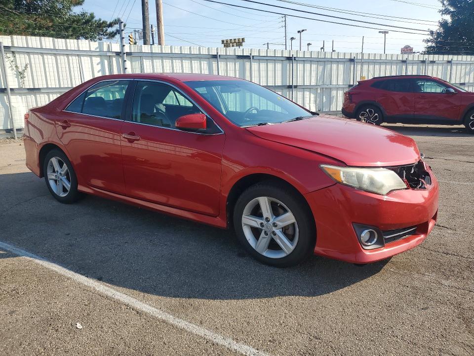 69376466 :رقم المزاد ، 4T1BF1FK3CU551053 vin ، 2012 Toyota Camry مزاد بيع