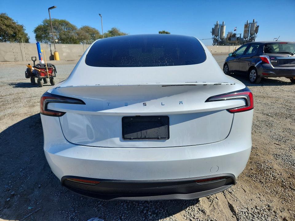 Продажа на аукционе авто 2025 Tesla Model 3, vin: 5YJ3E1EA7SF980272, номер лота: 70704536