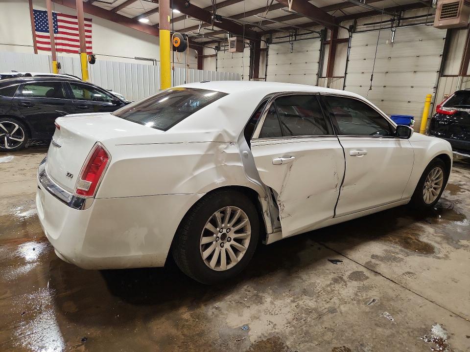 69613646 :رقم المزاد ، 2C3CCAAG5CH186192 vin ، 2012 Chrysler 300 مزاد بيع