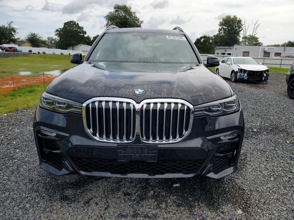 67267536 :رقم المزاد ، 5UXCW2C04L9C25722 vin ، 2020 Bmw X7 مزاد بيع