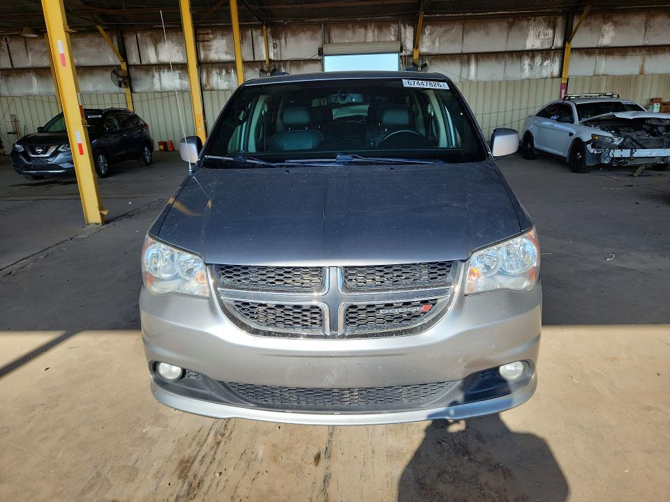 67447826 :رقم المزاد ، 2C4RDGCG1HR774045 vin ، 2017 Dodge Grand Caravan مزاد بيع