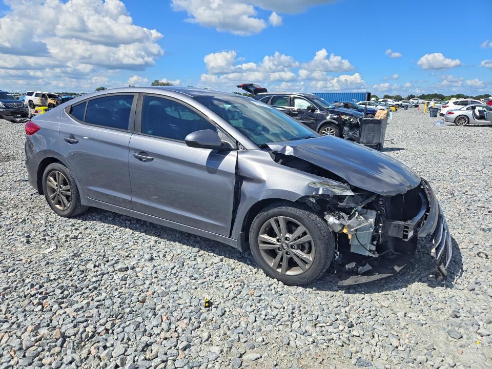 Продажа на аукционе авто 2018 Hyundai Elantra, vin: 5NPD84LF8JH280742, номер лота: 70145976