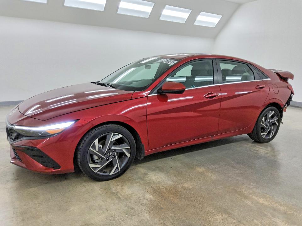 Auction sale of the 2025 Hyundai Elantra, vin: KMHLS4DG0SU947472, lot number: 69862946