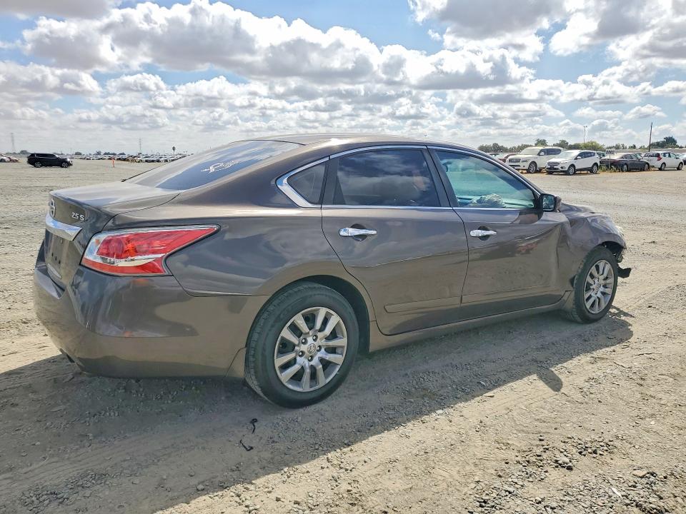 Продаж на аукціоні авто 2015 Nissan Altima, vin: 1N4AL3AP2FN923381, номер лоту: 66850996