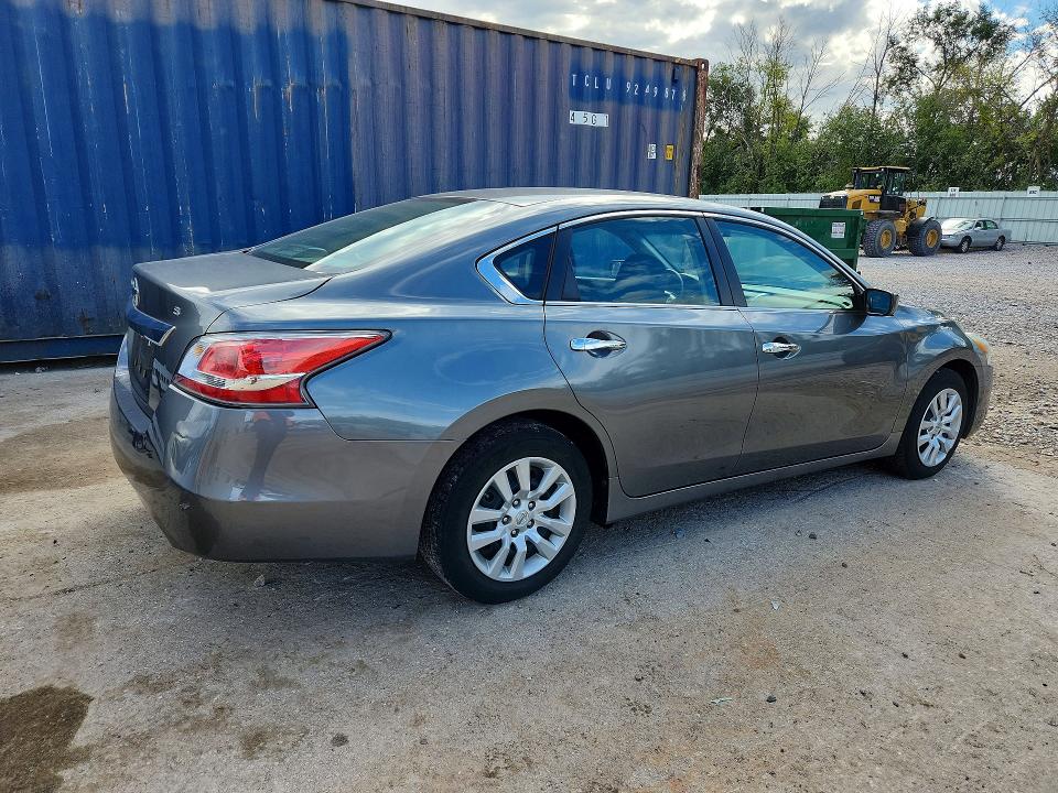 2014 Nissan Altima მანქანა იყიდება აუქციონზე, vin: 1N4AL3AP9EC268615, აუქციონის ნომერი: 69557726