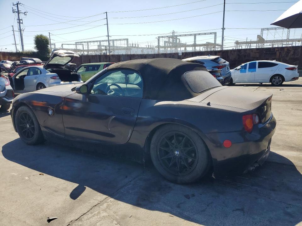 69345496 :رقم المزاد ، 4USBT334X3LS40380 vin ، 2003 Bmw Z4 مزاد بيع