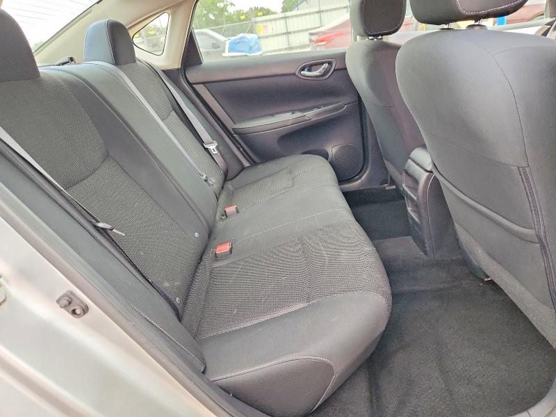 2019 Nissan Sentra მანქანა იყიდება აუქციონზე, vin: 3N1AB7AP7KY207354, აუქციონის ნომერი: 68494336