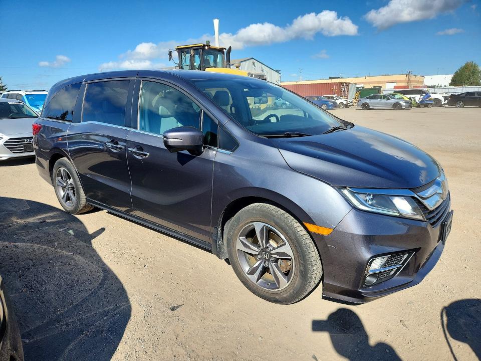 70064866 :رقم المزاد ، 5FNRL6H68JB509069 vin ، 2018 Honda Odyssey مزاد بيع