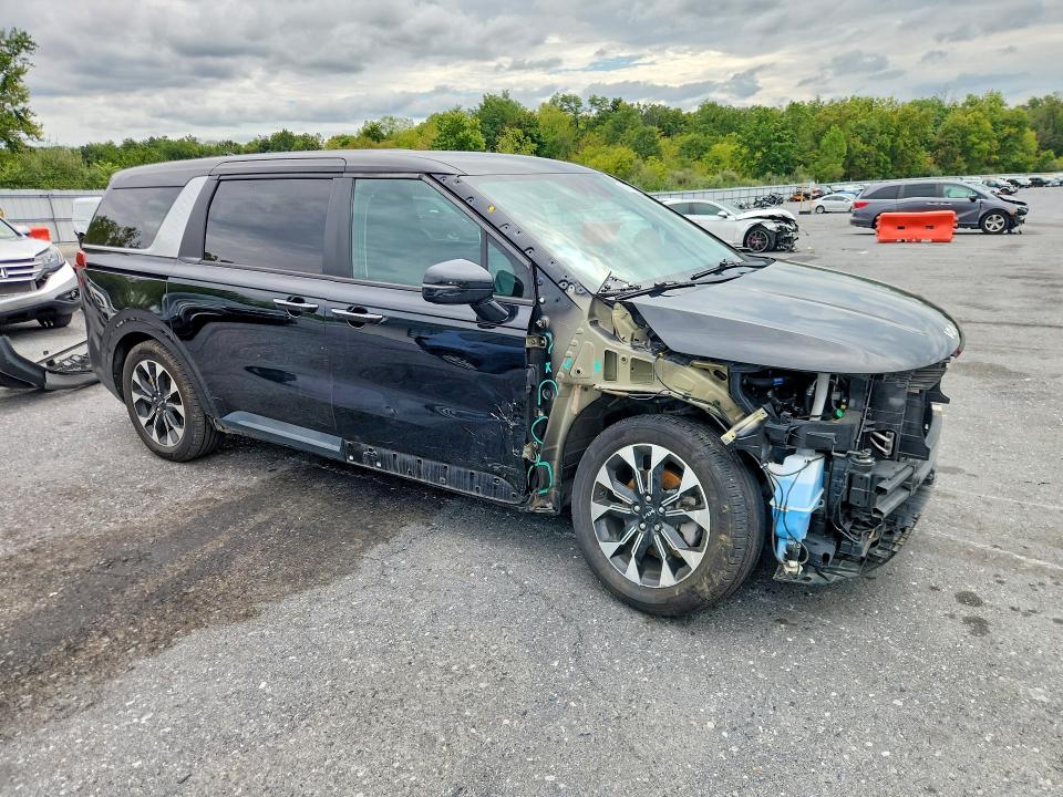 Продаж на аукціоні авто 2024 Kia Carnival, vin: KNDNC5H34R6314172, номер лоту: 68483776