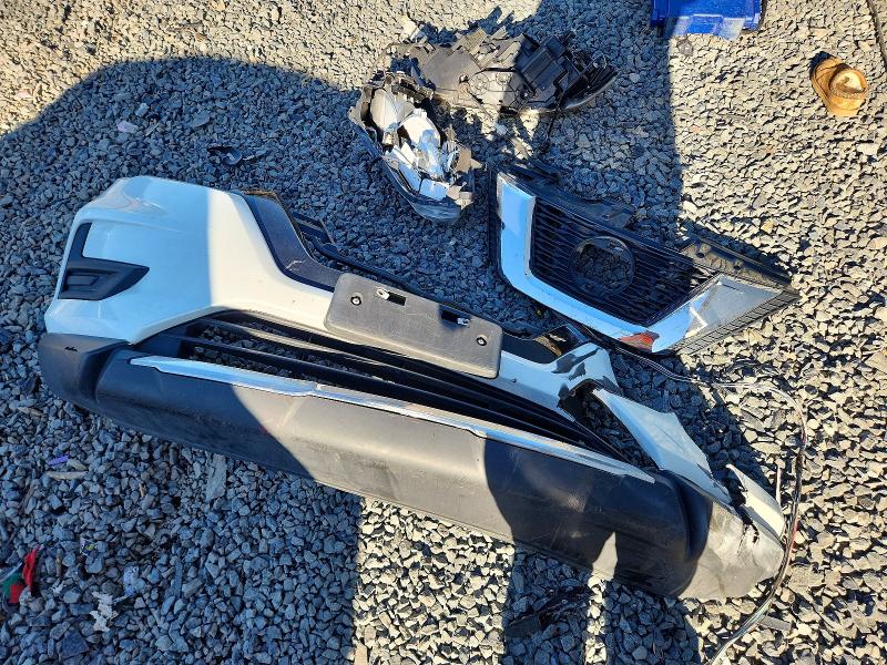 2018 Nissan Rogue მანქანა იყიდება აუქციონზე, vin: 5N1AT2MV2JC774307, აუქციონის ნომერი: 68556306