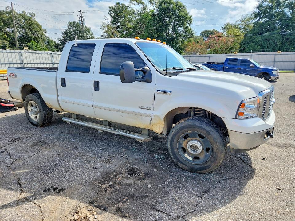 67883096 :رقم المزاد ، 1FTSW21P86ED21259 vin ، 2006 Ford F250 مزاد بيع