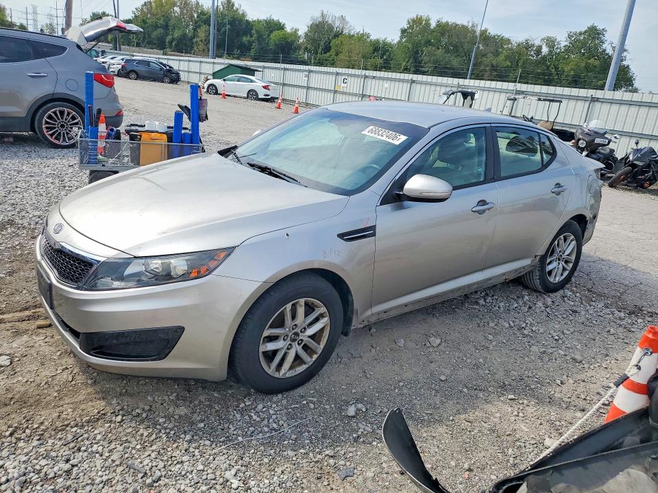 2011 Kia Optima მანქანა იყიდება აუქციონზე, vin: KNAGM4A74B5121381, აუქციონის ნომერი: 68832406