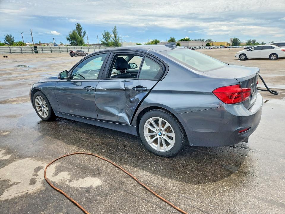 70012566 :رقم المزاد ، WBA8E5G51GNU20511 vin ، 2016 Bmw 320 مزاد بيع