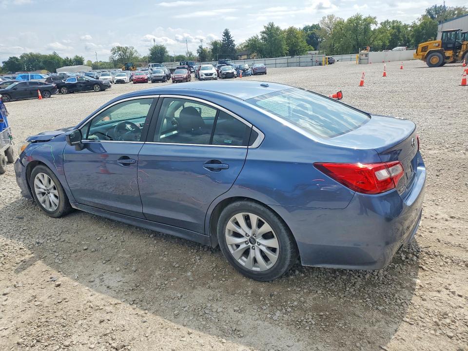 68004156 :رقم المزاد ، 4S3BNAC61F3052230 vin ، 2015 Subaru Legacy مزاد بيع