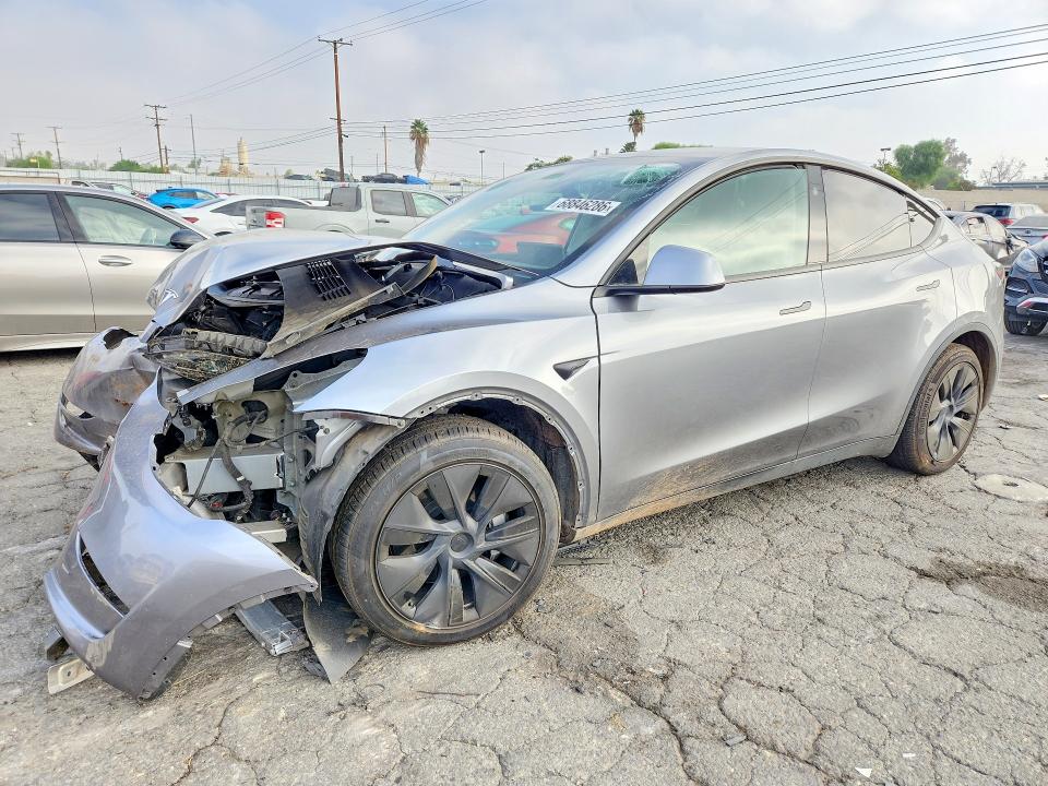 2025 Tesla Model Y მანქანა იყიდება აუქციონზე, vin: 7SAYGDED1SF271898, აუქციონის ნომერი: 68846286