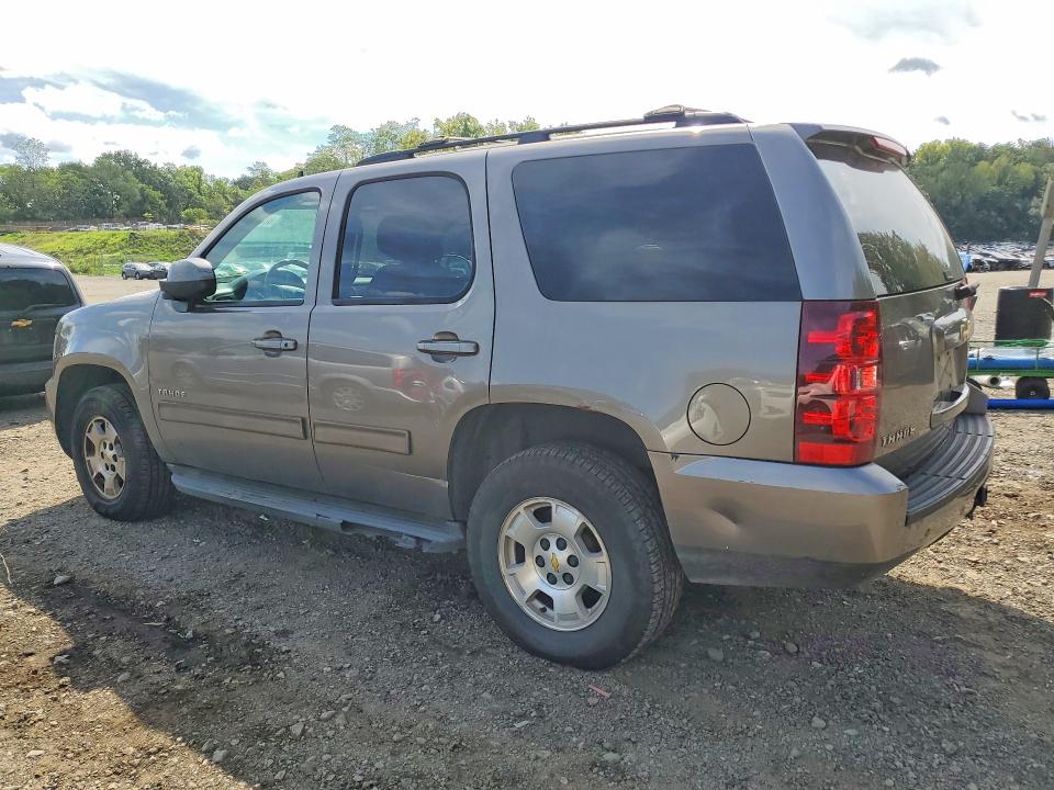 68353906 :رقم المزاد ، 1GNSKAE02CR226128 vin ، 2012 Chevrolet Tahoe مزاد بيع