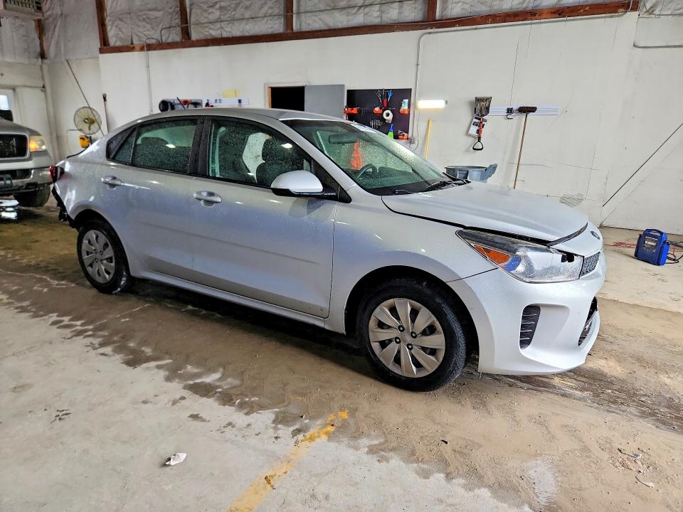 2018 Kia Rio მანქანა იყიდება აუქციონზე, vin: 3KPA24AB0JE068247, აუქციონის ნომერი: 65793406