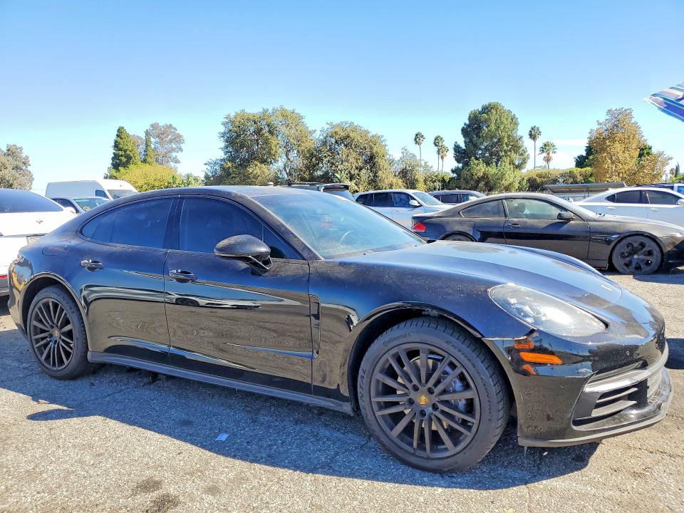 2017 Porsche Panamera მანქანა იყიდება აუქციონზე, vin: WP0AA2A7XHL101405, აუქციონის ნომერი: 68197256