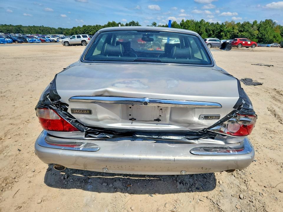 2003 Jaguar Xj8 მანქანა იყიდება აუქციონზე, vin: SAJDA14C03LF57832, აუქციონის ნომერი: 69236676