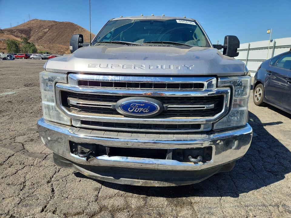 Продаж на аукціоні авто 2022 Ford F350, vin: 1FT8W3CT4NEE76917, номер лоту: 69458126