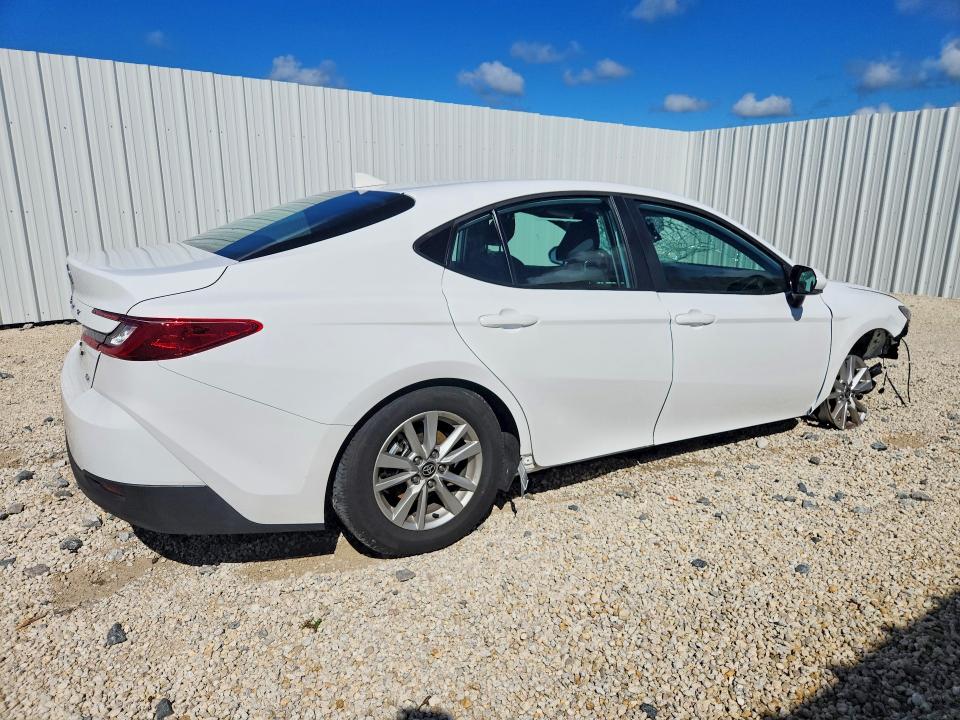 Продаж на аукціоні авто 2026 Toyota Camry, vin: 4T1DAACK2TU761235, номер лоту: 69802646