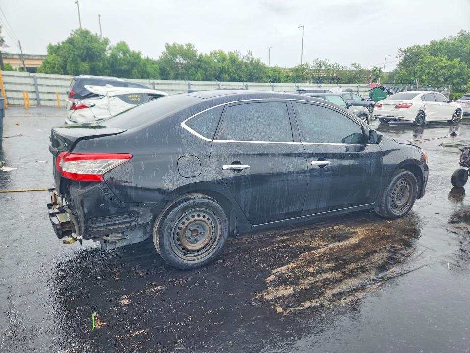Продаж на аукціоні авто 2015 Nissan Sentra, vin: 3N1AB7AP0FL678474, номер лоту: 71215806