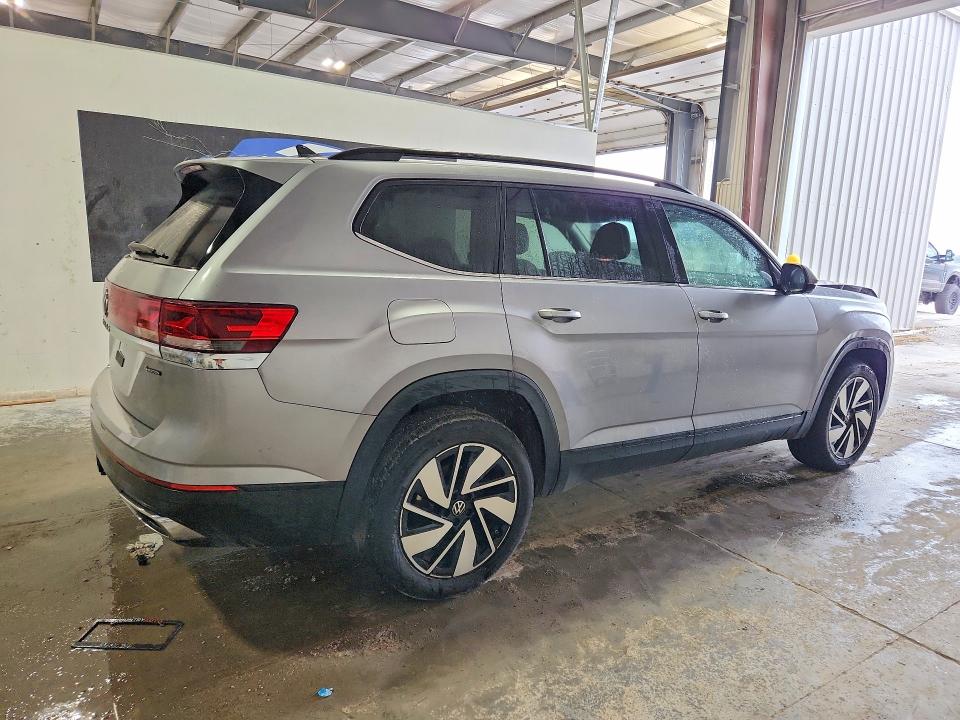 70307966 :رقم المزاد ، 1V2HR2CA7RC582388 vin ، 2024 Volkswagen Atlas مزاد بيع