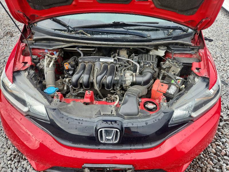 68964376 :رقم المزاد ، 3HGGK5H53FM739358 vin ، 2015 Honda Fit مزاد بيع