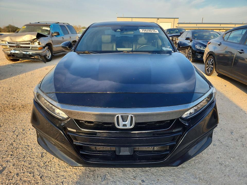 Продажа на аукционе авто 2019 Honda Accord, vin: 1HGCV1F39KA113577, номер лота: 70628016