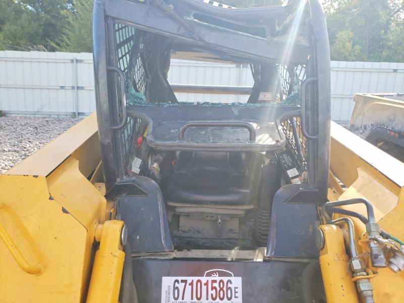 67101586 :رقم المزاد ، JOHNDEERE vin ، 2006 John Deere Unknown مزاد بيع