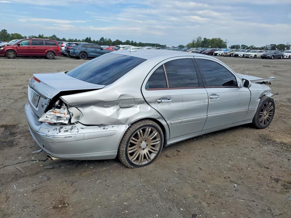 67368796 :رقم المزاد ، WDBUF87X88B308274 vin ، 2008 Mercedes-benz E مزاد بيع
