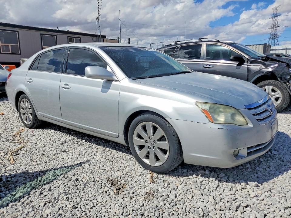 Продажа на аукционе авто 2005 Toyota Avalon, vin: 4T1BK36B05U060028, номер лота: 68962366