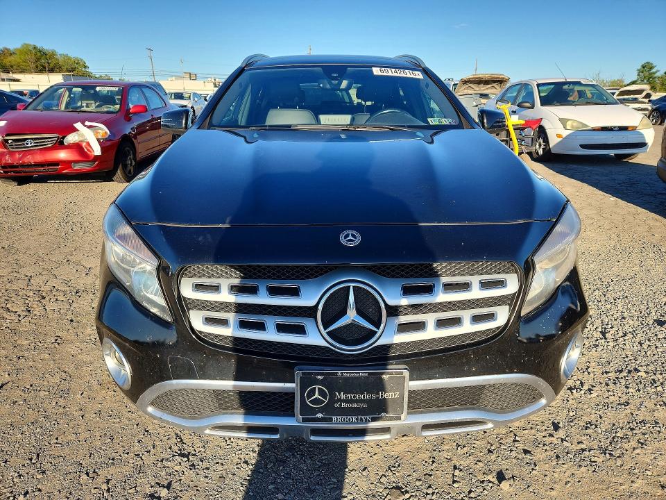 69142616 :رقم المزاد ، WDCTG4GB2JJ501601         vin ، 2018 Mercedes-benz Gla مزاد بيع