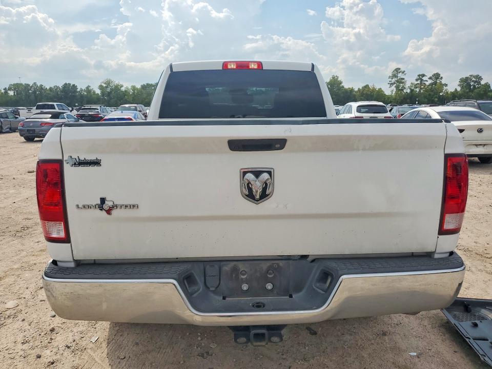 68221006 :رقم المزاد ، 1C6RR6FG4LS128049 vin ، 2020 Ram 1500 Classic مزاد بيع
