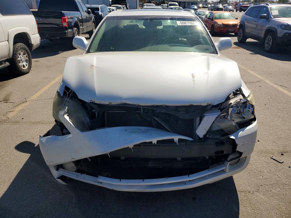 69870856 :رقم المزاد ، 4T1BK36B16U096425 vin ، 2006 Toyota Avalon مزاد بيع